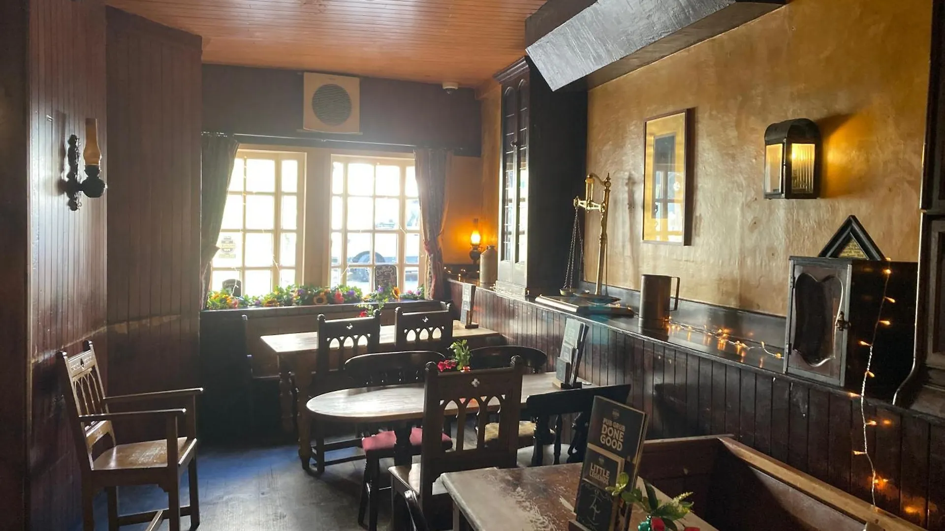 Golden Fleece York 호텔