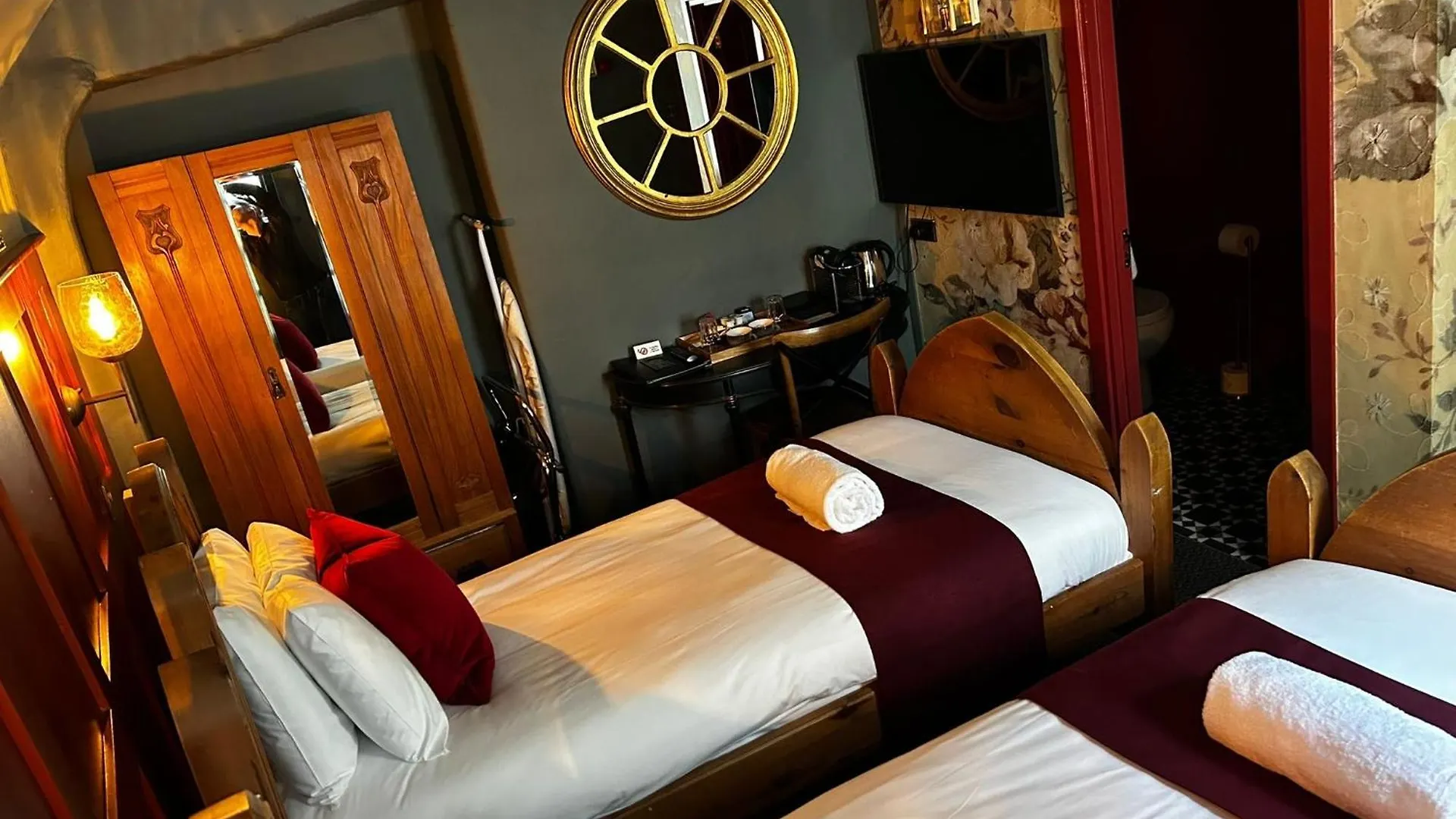 Golden Fleece York Hotell
